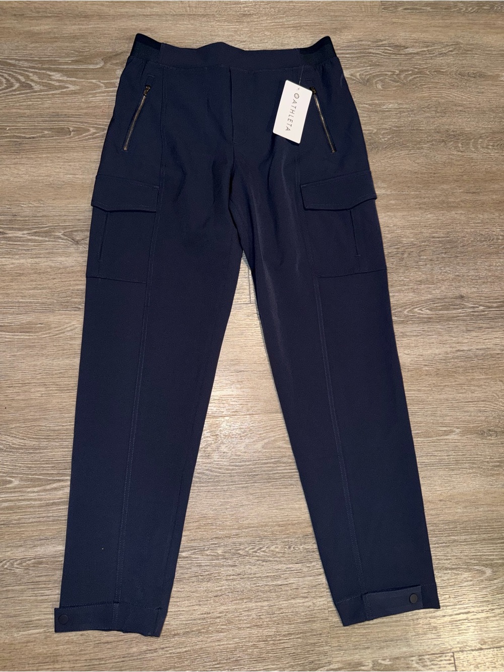 NWT Athleta Navy Women's Endless Cargo Trousers with Zip Pockets
